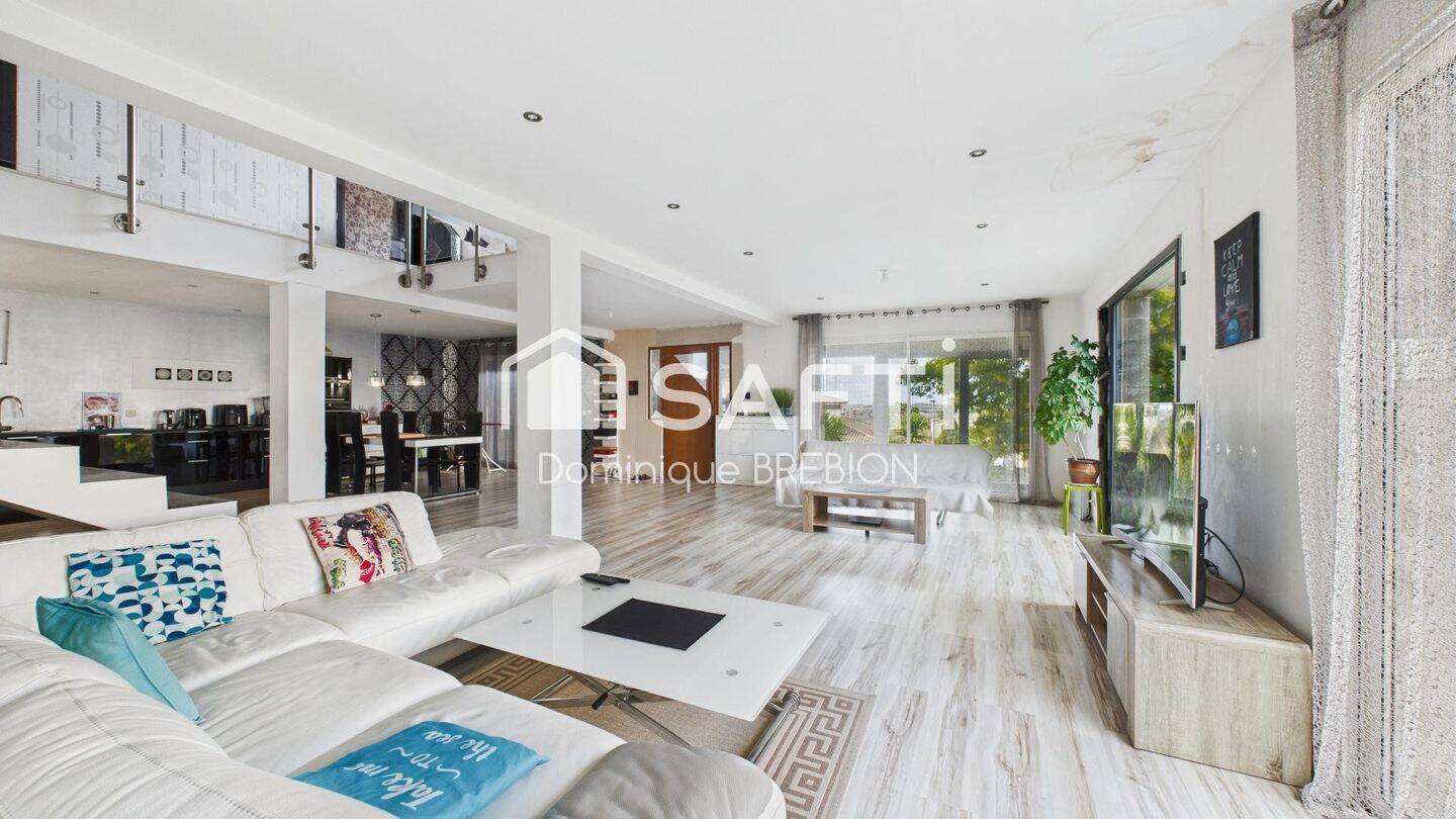 Maison à vendre, 212m², BEZIERS