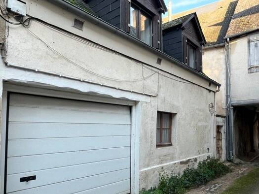 Immeuble à vendre 262 500 € 209 m² Bourges 18000