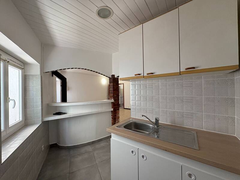 Maison à louer, 41m², LA ROQUETTE SUR VAR