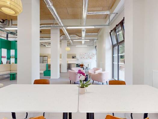 Appartement à louer 750 € 1 pièce 8 chambres 145 m² RDC Haut Guichet-Centre Ouest Orsay 91400