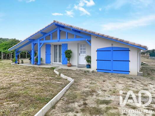 Maison de plain-pied à vendre 190 000 € 4 pièces 3 chambres 76 m² 2 049 m² de terrain Renung 40270