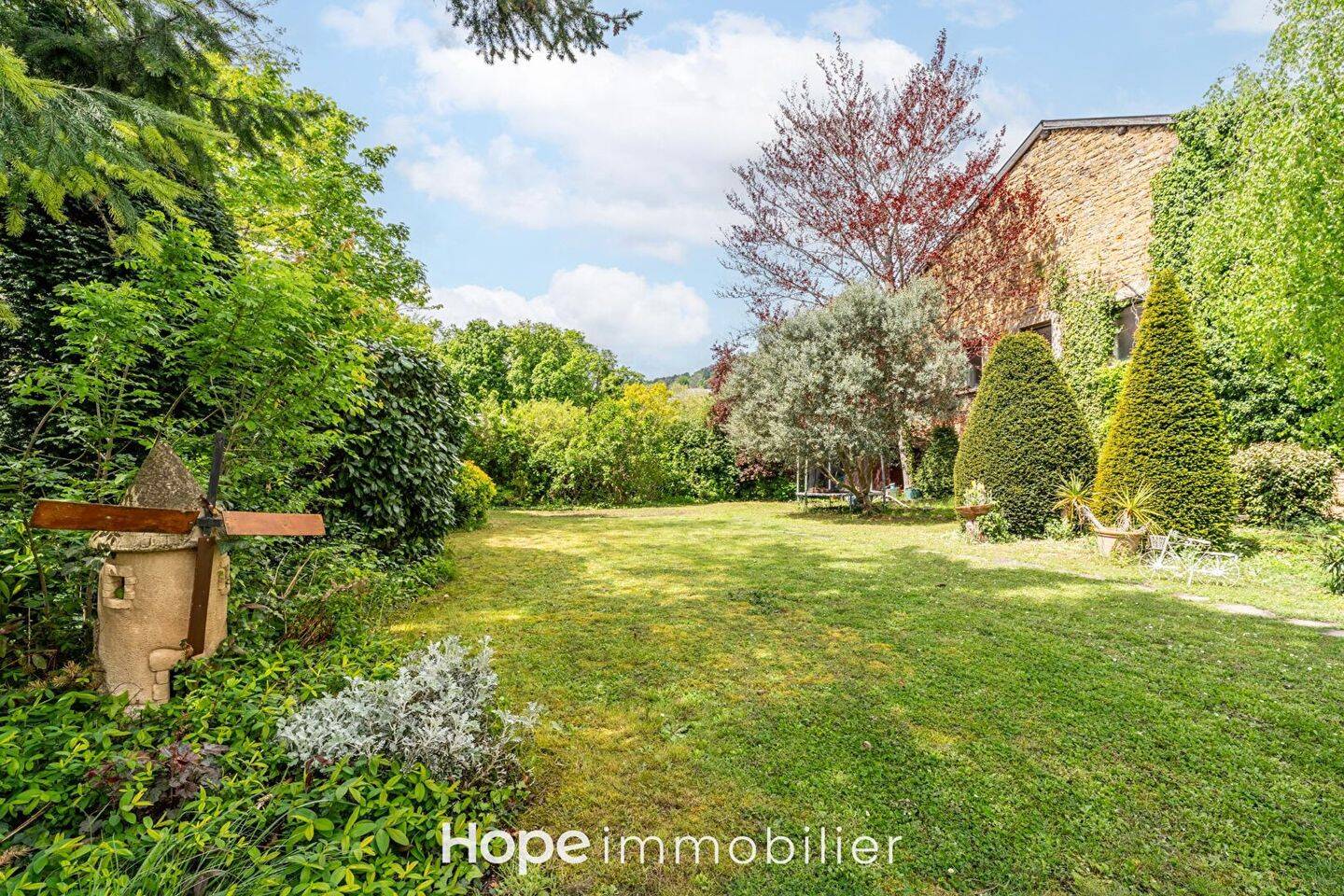 Maison à vendre, 215m², COLLONGES AU MONT D'OR