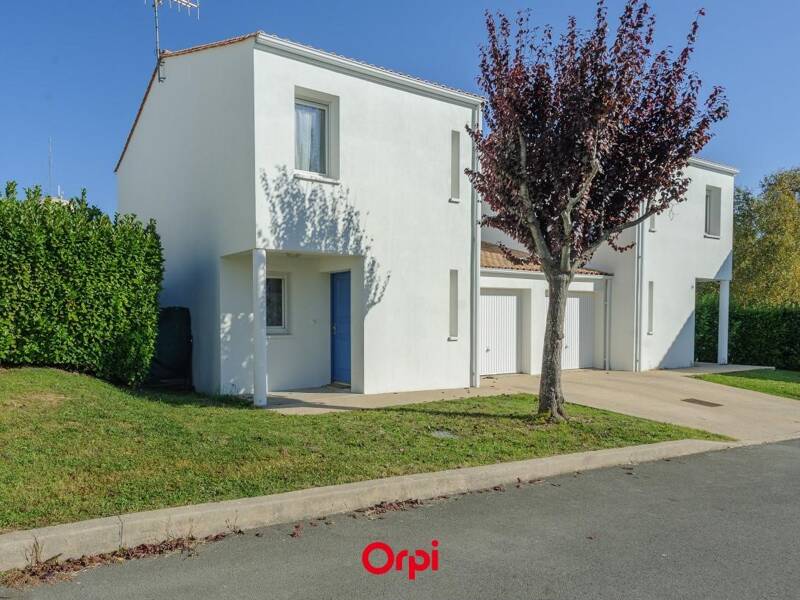 Maison à vendre, 70m², SURGERES