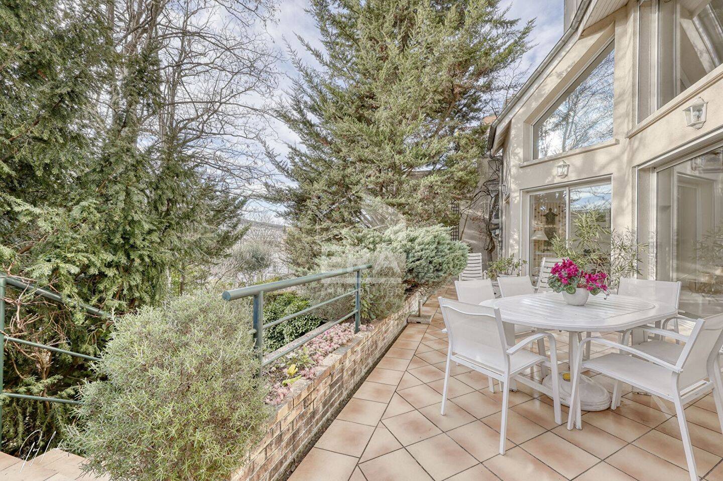 Maison à vendre, 242m², SEVRES