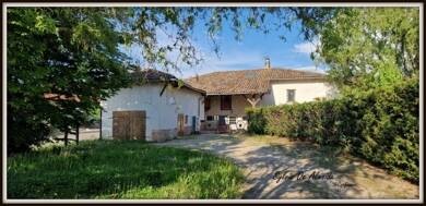 Maison à vendre 249 000 € 4 pièces 3 chambres 138 m² 545 m² de terrain Bâgé-Dommartin 01380