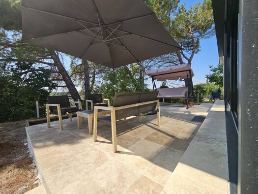 Maison de plain-pied à vendre 237 000 € 4 pièces 3 chambres 104,6 m² 894 m² de terrain Casteljaloux 47700