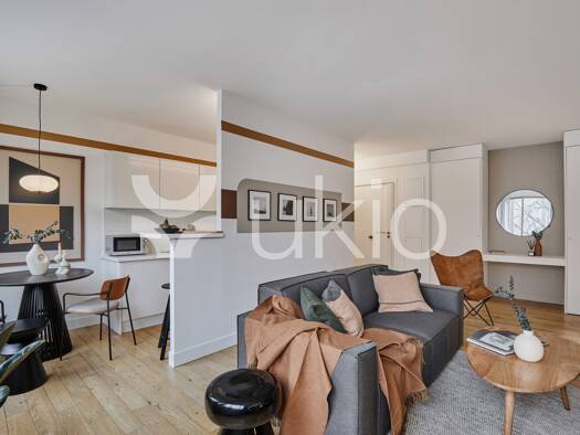 Appartement à louer 4 670 € 2 pièces 1 chambre 57 m² Étage 3/4 Porte Dauphine Paris 16ème arrondissement 75016