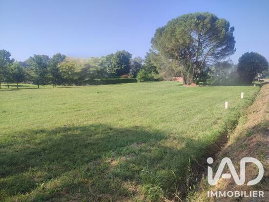 Terrain constructible à vendre 75 000 € 1 129 m² de terrain Saint-Martial - Le Fau Montauban 82000