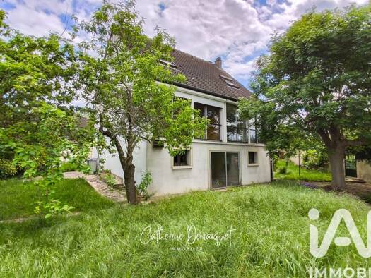 Maison à vendre 295 000 € 7 pièces 4 chambres 145 m² 600 m² de terrain Nord Est Magnanville 78200