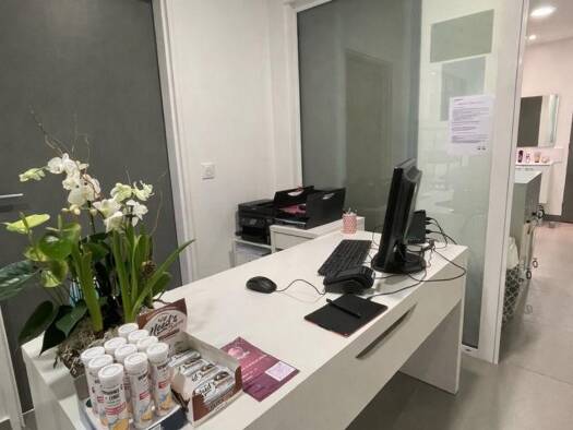 Local commercial à vendre 326 000 € 70 m² de surface de vente Est Lamorlaye 60260