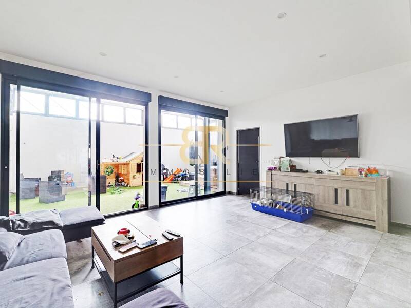 Maison à vendre, 125m², SAINT MAUR DES FOSSES