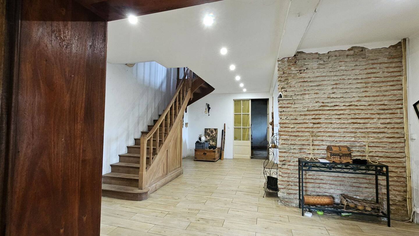 Maison à vendre, 236m², LE MAS D'AGENAIS