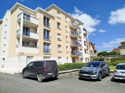 Appartement à vendre 85 000 € 1 pièce 25 m² 2ème étage Pastières Chartres 28000