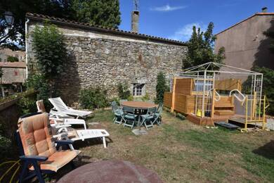 Maison à vendre 148 400 € 5 pièces 2 chambres 137 m² 290 m² de terrain Montjoi 11330