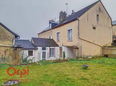 Maison de ville à vendre 159 750 € 5 pièces 3 chambres 114 m² 447 m² de terrain Sud Mamers 72600