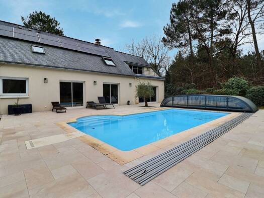 Maison à vendre 699 000 € 8 pièces 5 chambres 239 m² 1 200 m² de terrain Rives-du-Loir-en-Anjou 49140