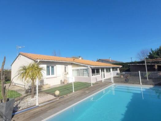 Maison à vendre 293 000 € 5 pièces 3 chambres 110 m² 929 m² de terrain Lamarque 33460