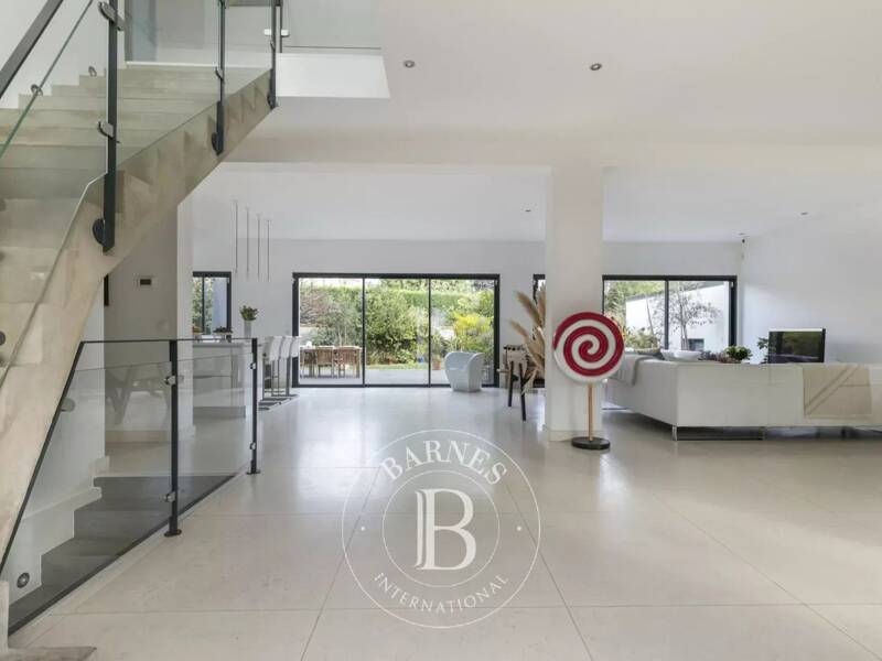 Maison à vendre, 222m², SAINT MAUR DES FOSSES