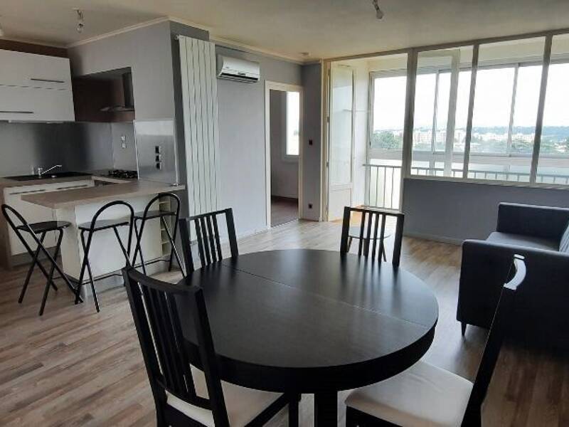 Maison à louer, 42m², CALUIRE ET CUIRE