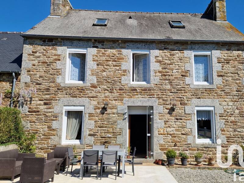Maison à vendre, 131m², PLOUGUENAST