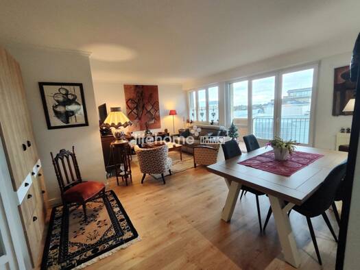Appartement à vendre 172 290 € 4 pièces 3 chambres 93,1 m² Étage 5/6 Châteauroux 36000