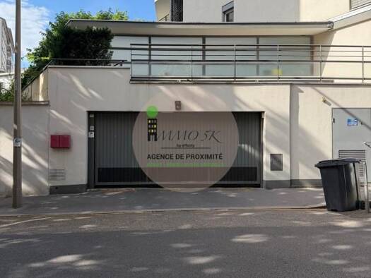 Parking à vendre 80 000 € 23,61 m² Croix Rousse Gros Caillou Lyon 4ème arrondissement 69004