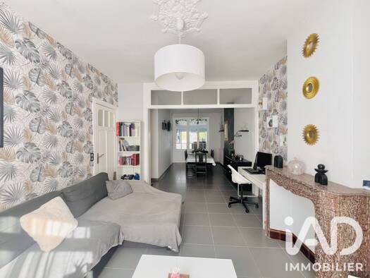 Maison de ville à vendre 220 000 € 7 pièces 5 chambres 204 m² 256 m² de terrain Cheminots-Acacias-Faubourg de Lille Valenciennes 59300