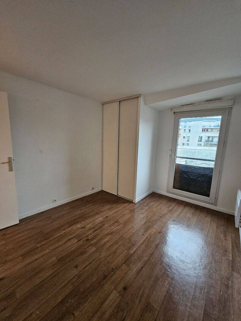 Maison à louer, 16m², LE KREMLIN BICETRE