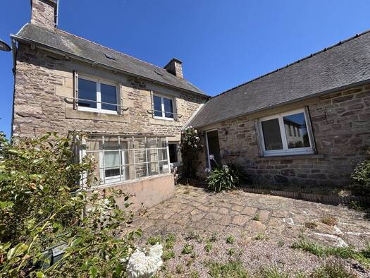 Maison à vendre 168 800 € 5 pièces 4 chambres 104 m² 289 m² de terrain Pléhédel 22290