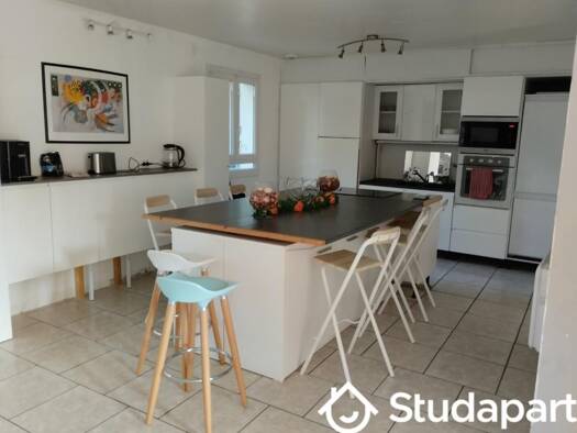 Studio à louer 385 € 1 pièce 3 chambres 10 m² dès le 01/09/2026 Lardy 91510
