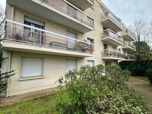 Appartement à vendre 425 000 € 3 pièces 2 chambres 63,09 m² Étage 1/3 Les Cotes Maisons-Laffitte 78600
