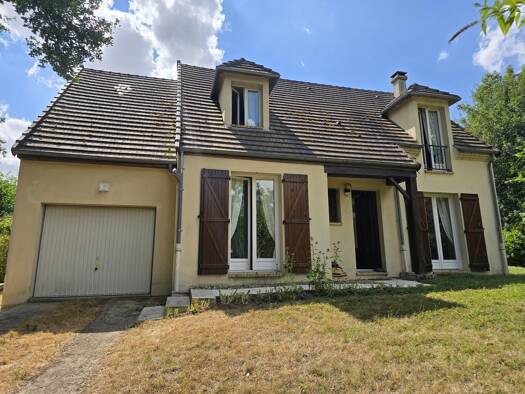Maison à vendre 244 000 € 6 pièces 3 chambres 118 m² 1 337 m² de terrain Rebais 77510