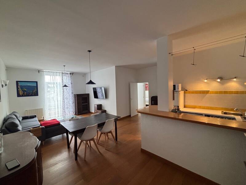 Maison à louer, 74m², TREGASTEL