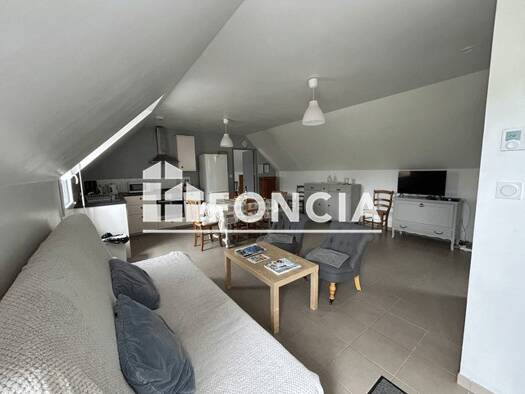 Appartement à louer 800 € 3 pièces 2 chambres 70 m² 1er étage Plouider 29260