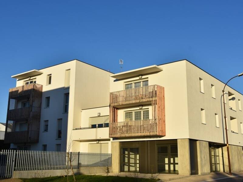 Maison à louer, 74m², SAINT JULIEN LES VILLAS