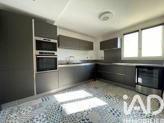 Duplex à vendre 209 000 € 5 pièces 3 chambres 104 m² Étage 3/4 Plaine et Coteaux Tullins 38210