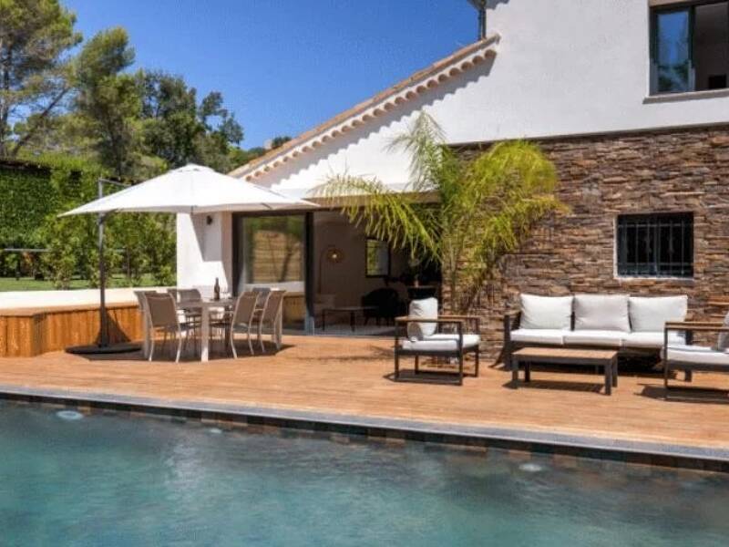 Maison à louer, 180m², MOUANS SARTOUX