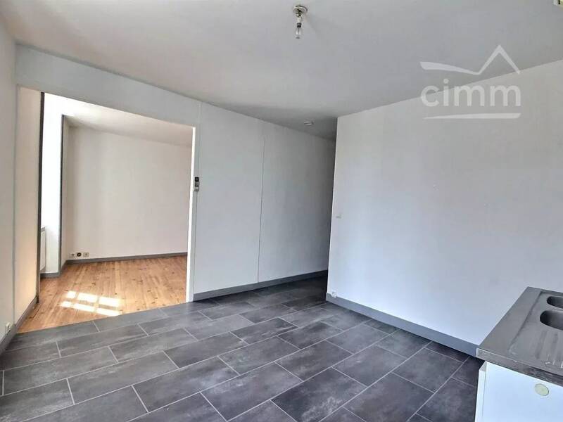 Maison à louer, 30m², ROCHEMAURE