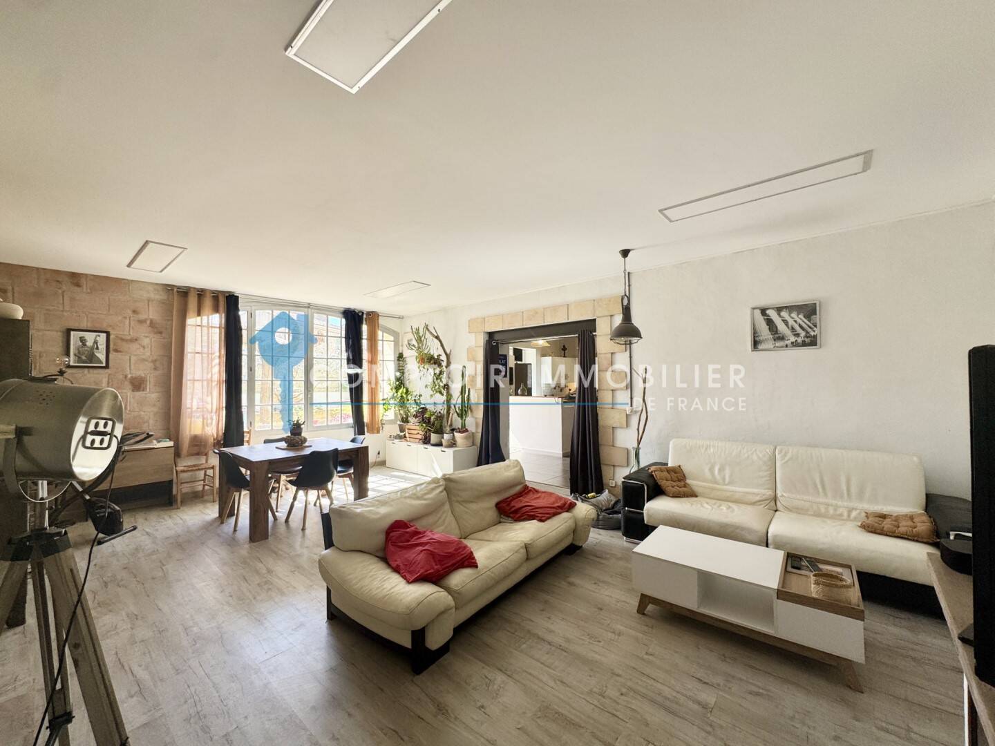 Maison à vendre, 218m², GALLARGUES LE MONTUEUX
