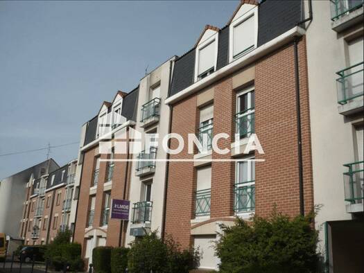 Appartement à louer 380 € 1 pièce 20 m² Étage 1/3 dès le 01/05/2026 Saint Pol Arras 62000