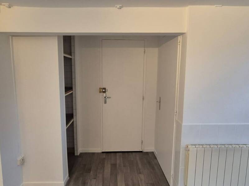 Maison à louer, 35m², SAINT BONNET DE MURE