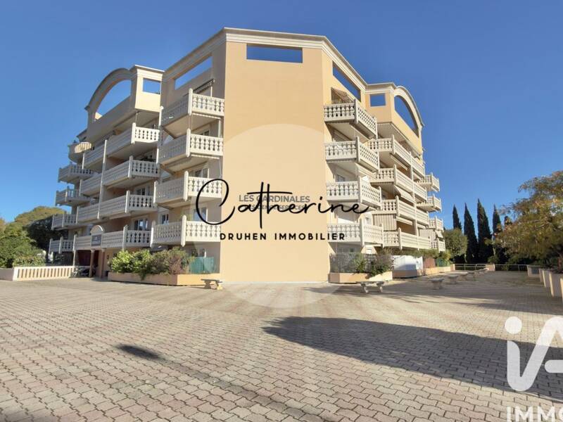 Maison à louer, 37m², HYERES