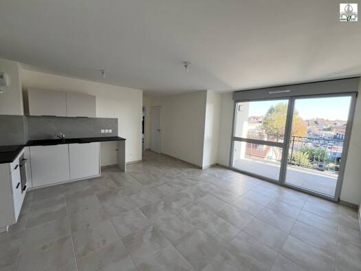 Appartement à louer 771 € 2 pièces 1 chambre 43,8 m² Étage 3/4 Colbert-Gare-Colombiere Beaune 21200