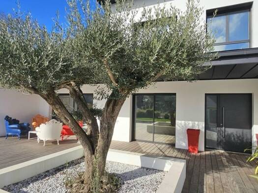 Maison à vendre 1 236 000 € 5 pièces 4 chambres 195 m² 1 014 m² de terrain Bénodet 29950