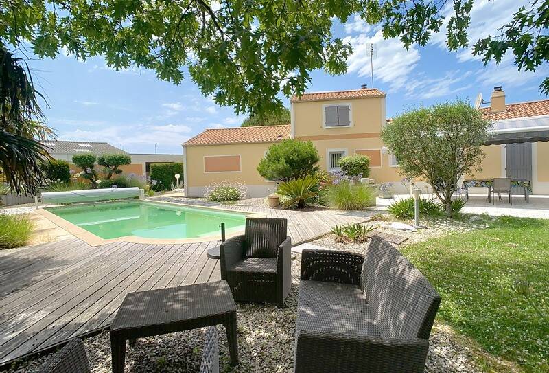 Maison à vendre, 168m², GIVRAND