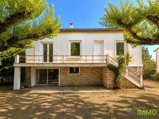 Maison à vendre 99 000 € 5 pièces 3 chambres 81 m² 1 590 m² de terrain Pineuilh 33220