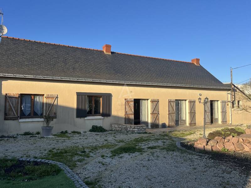 Maison à vendre, 152m², MONTRELAIS