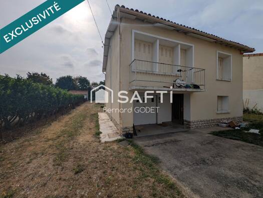 Maison à vendre 115 000 € 4 pièces 2 chambres 74 m² 875 m² de terrain Civray 86400