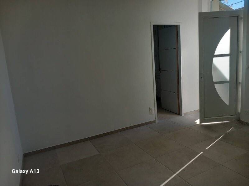 Maison à louer, 28m², PLAN DE CUQUES