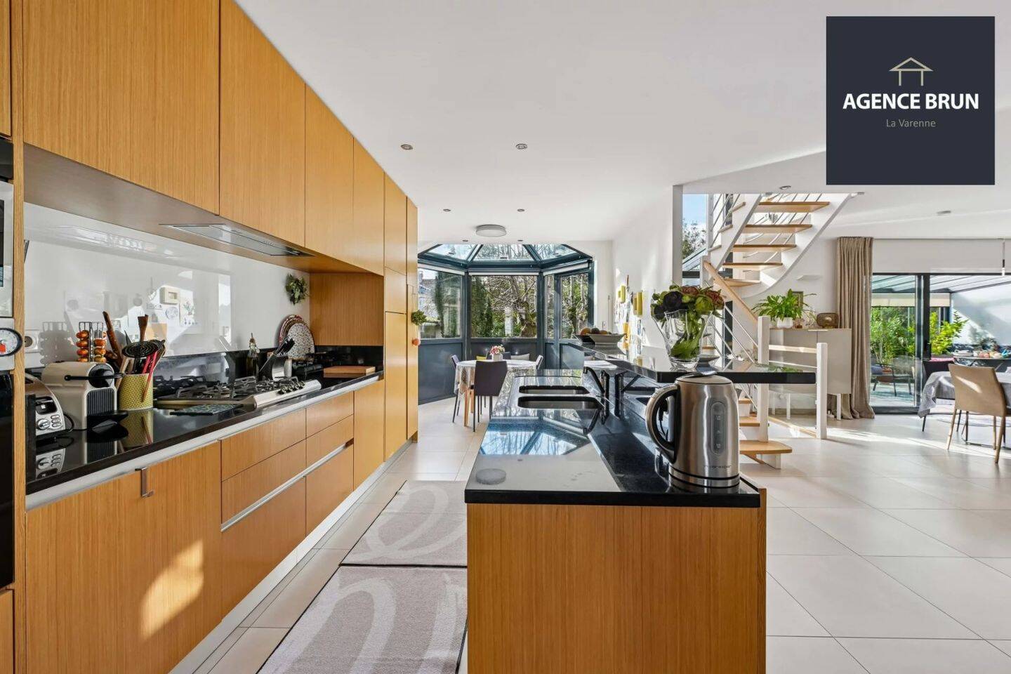 Maison à vendre, 230m², SAINT MAUR DES FOSSES